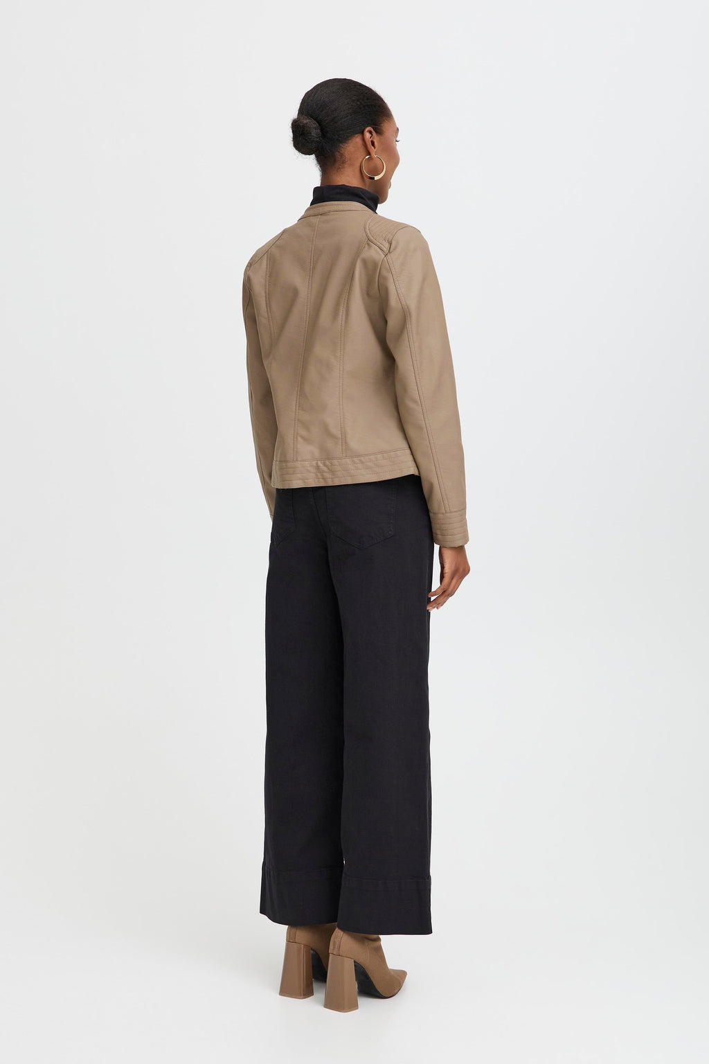 VELLORA KNITWEAR Acom Faux Leather Biker Jacket