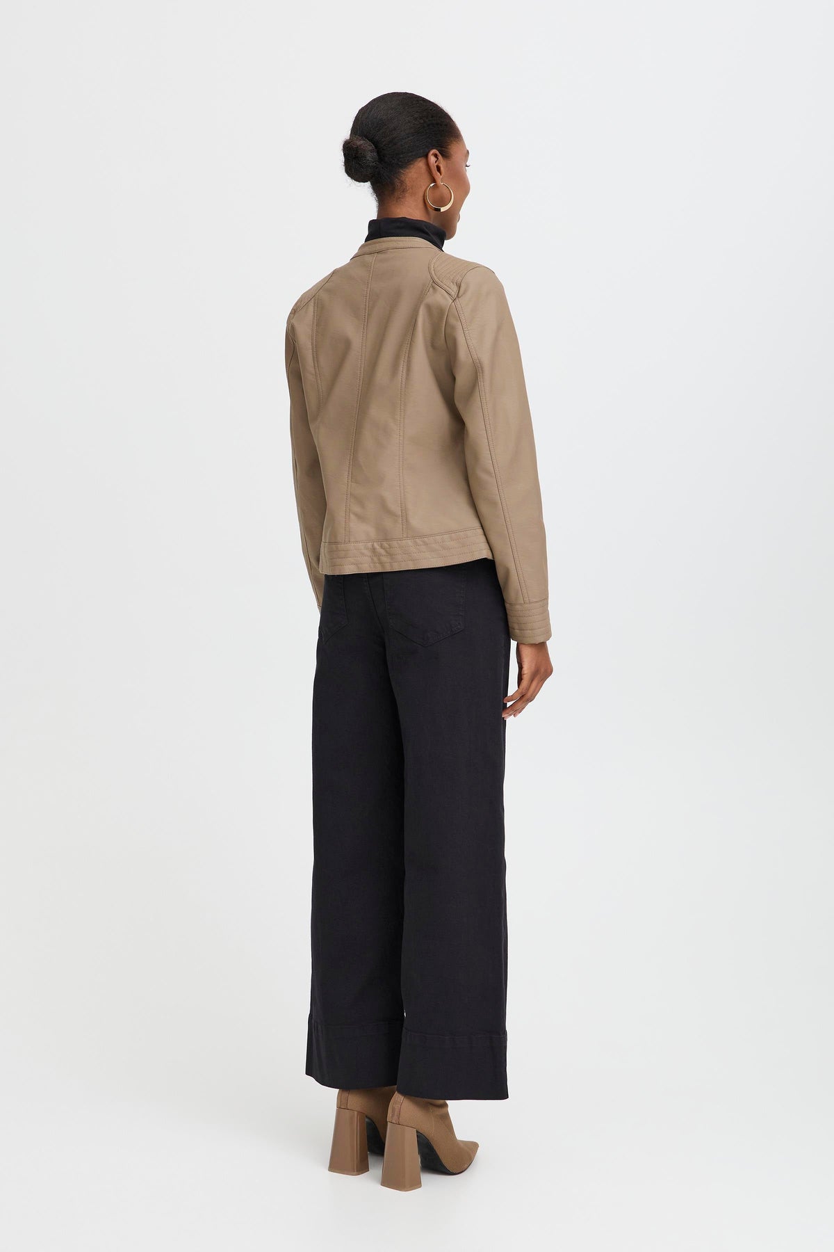 VELLORA KNITWEAR Acom Faux Leather Biker Jacket
