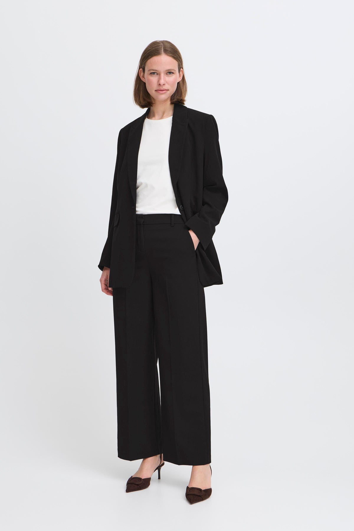 VELLORA KNITWEAR danta Wide Leg Crop Trousers
