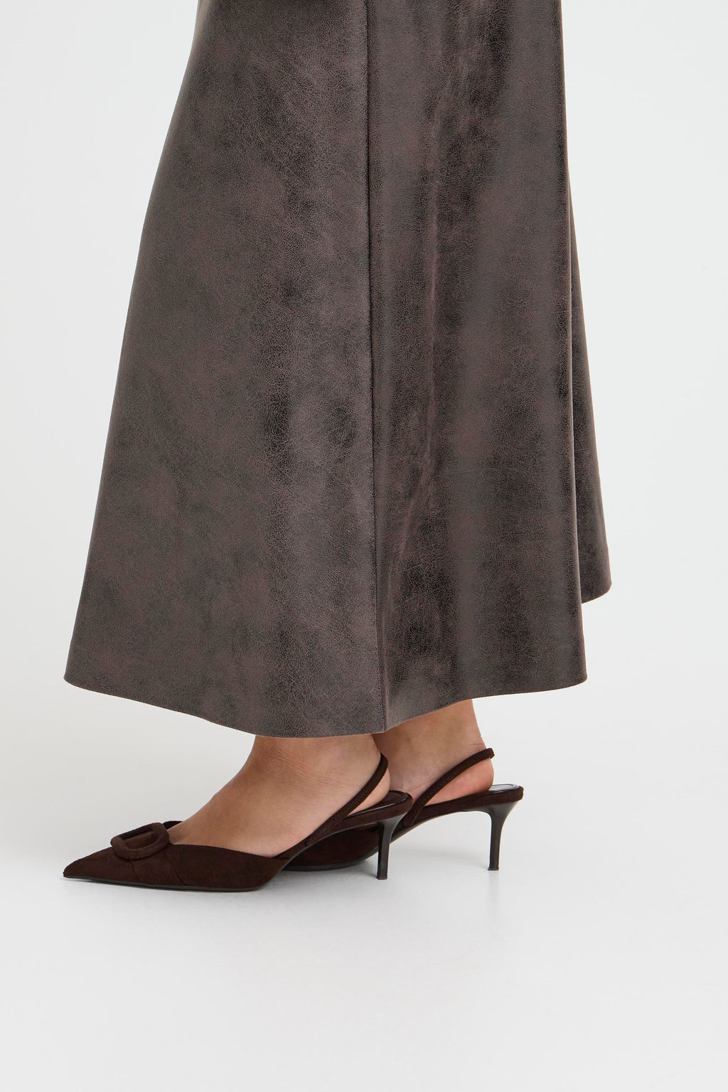 VELLORA KNITWEAR Dimion Faux Leather Midi Skirt