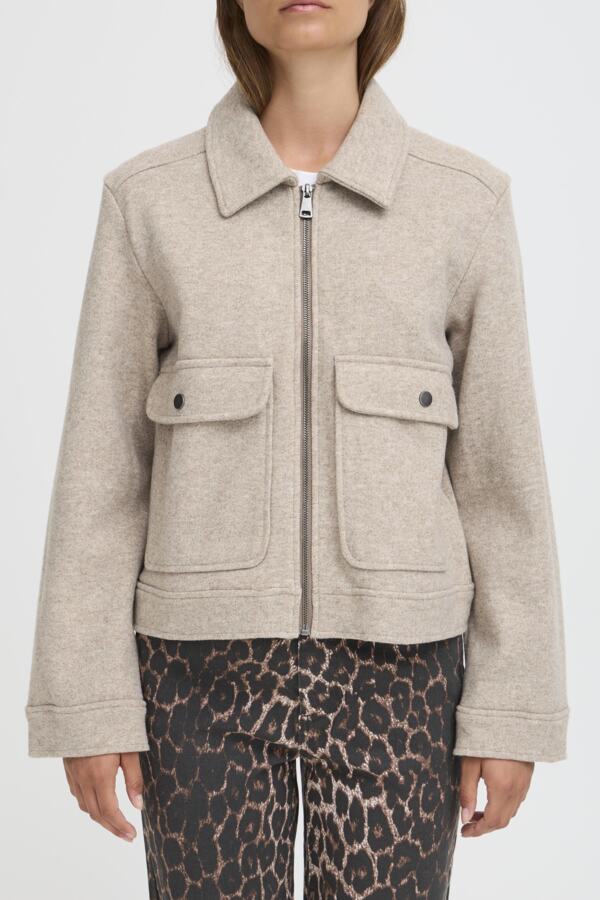 VELLORA KNITWEAR Bondy Short Boxy Jacket