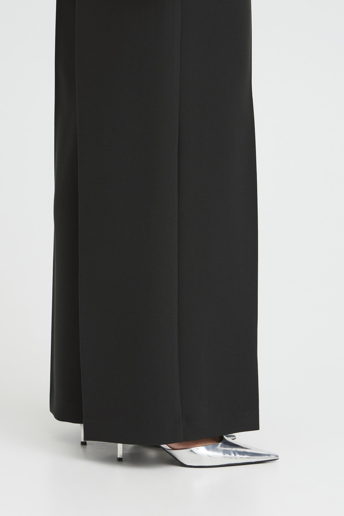 VELLORA KNITWEAR Denoa Wide Leg Trousers
