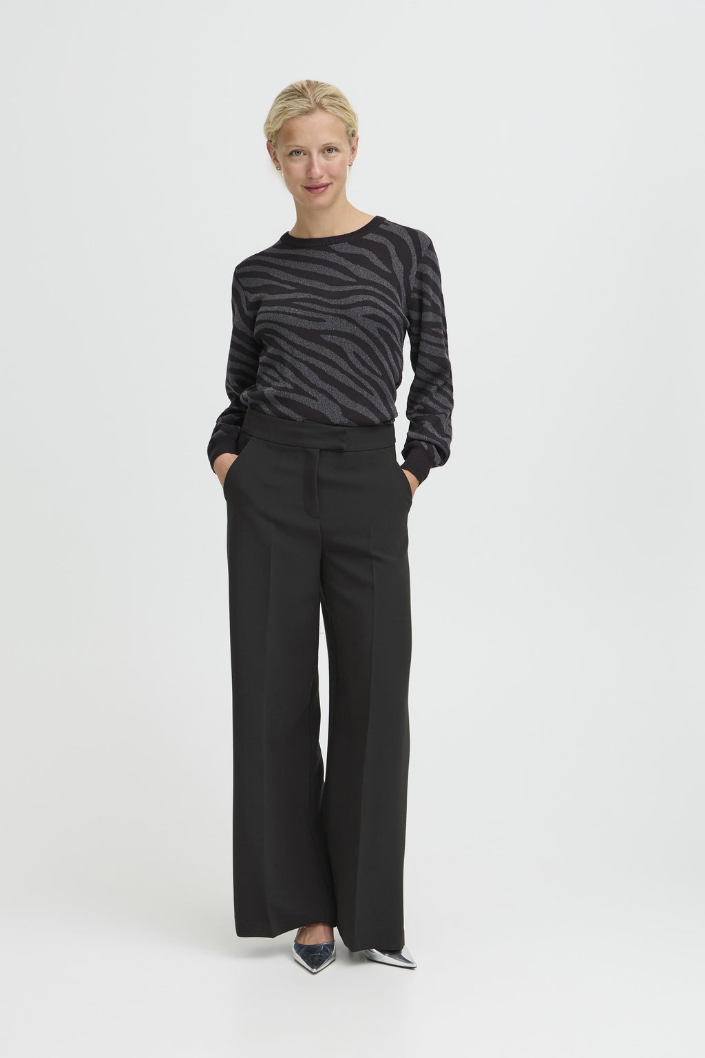 VELLORA KNITWEAR Denoa Wide Leg Trousers