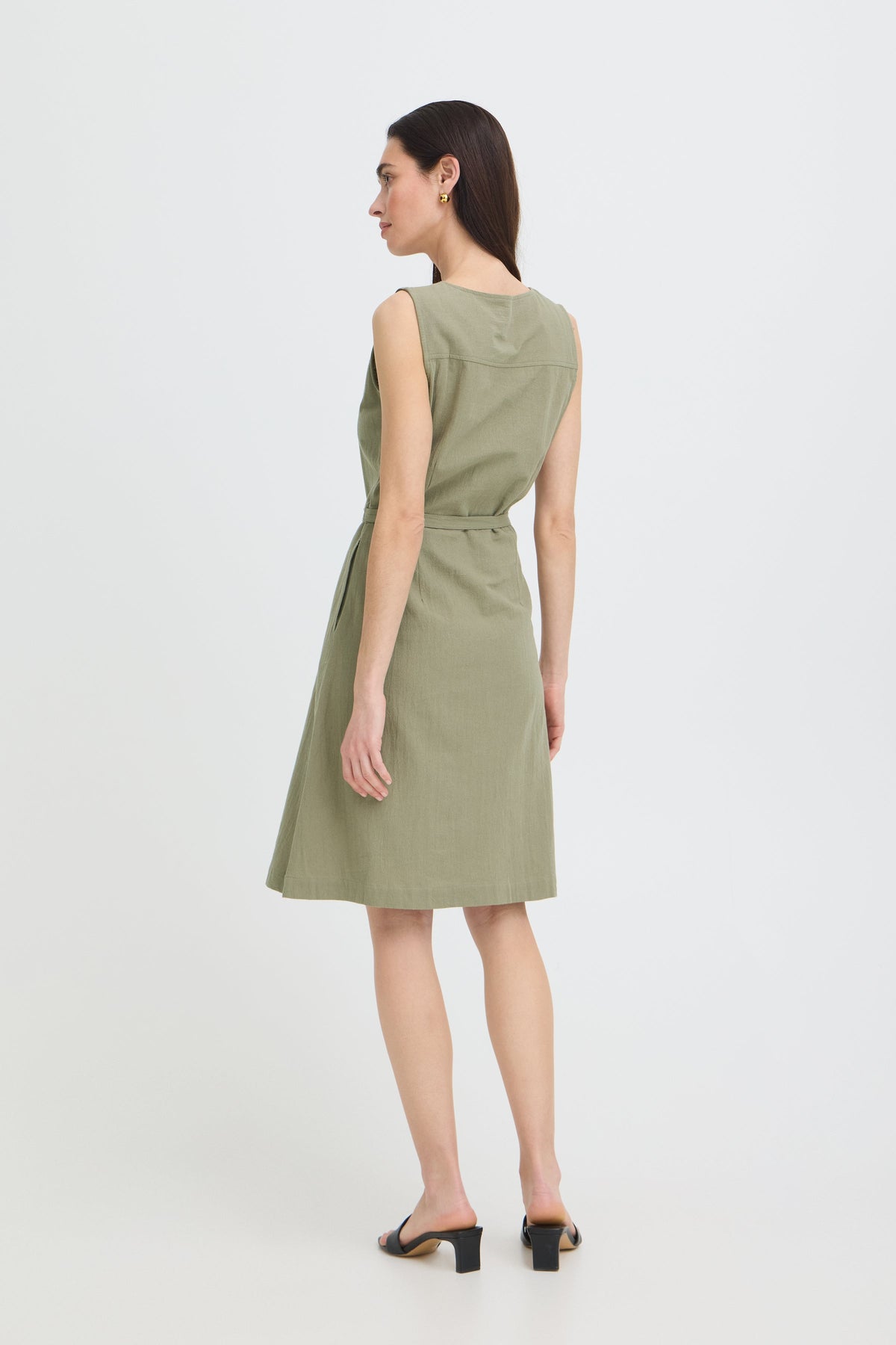 VELLORA KNITWEAR Ellana Sleeveless Button Through Midi Dress