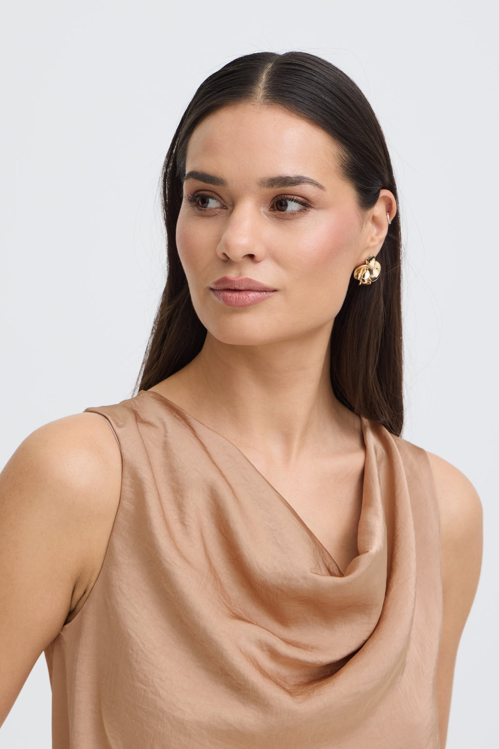 VELLORA KNITWEAR Dacanna Satin Cowl Neck Sleeveless Top