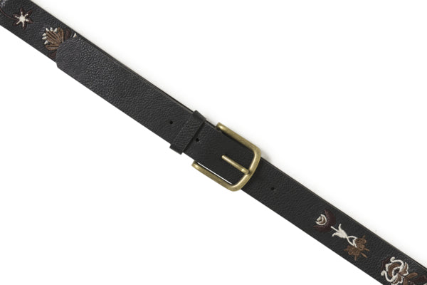 VELLORA KNITWEAR Embroidered Folk Floral Faux Leather Belt